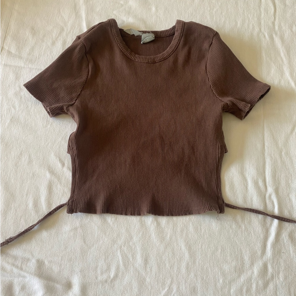 cropped tie back size large brown tillys shirt